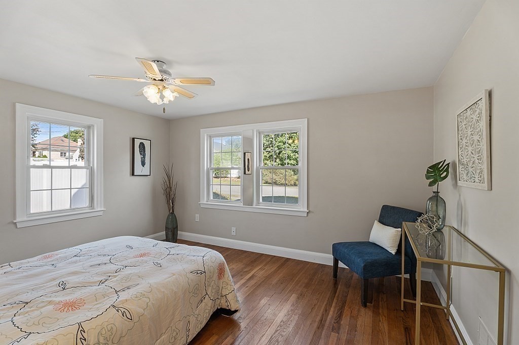 13 Sherwood Road Stoneham, MA 02180 - Photo 26 of 41 Gallery Image 26