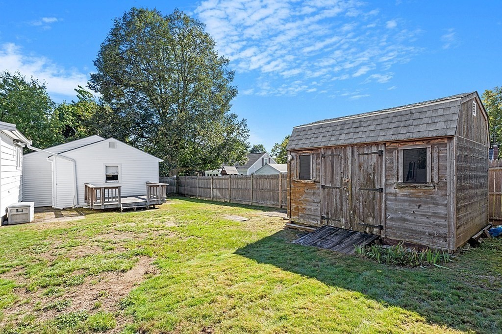 13 Sherwood Road Stoneham, MA 02180 - Photo 40 of 41 Gallery Image 40