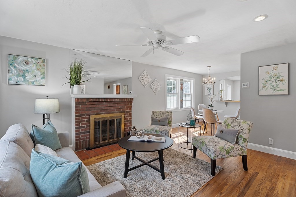 13 Sherwood Road Stoneham, MA 02180 - Photo 7 of 41 Gallery Image 7