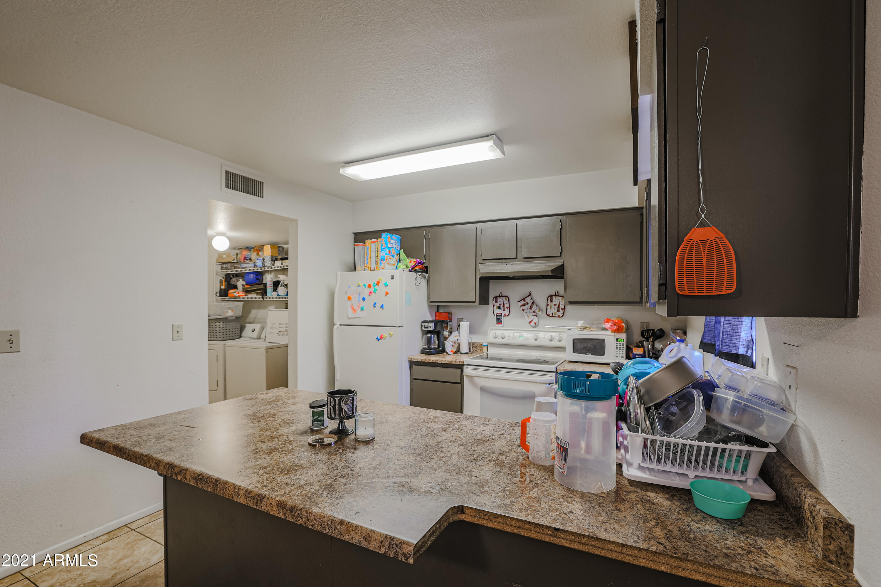 434 East Pecan Road Phoenix, AZ 85040 - Photo 7 of 20 Kitchen