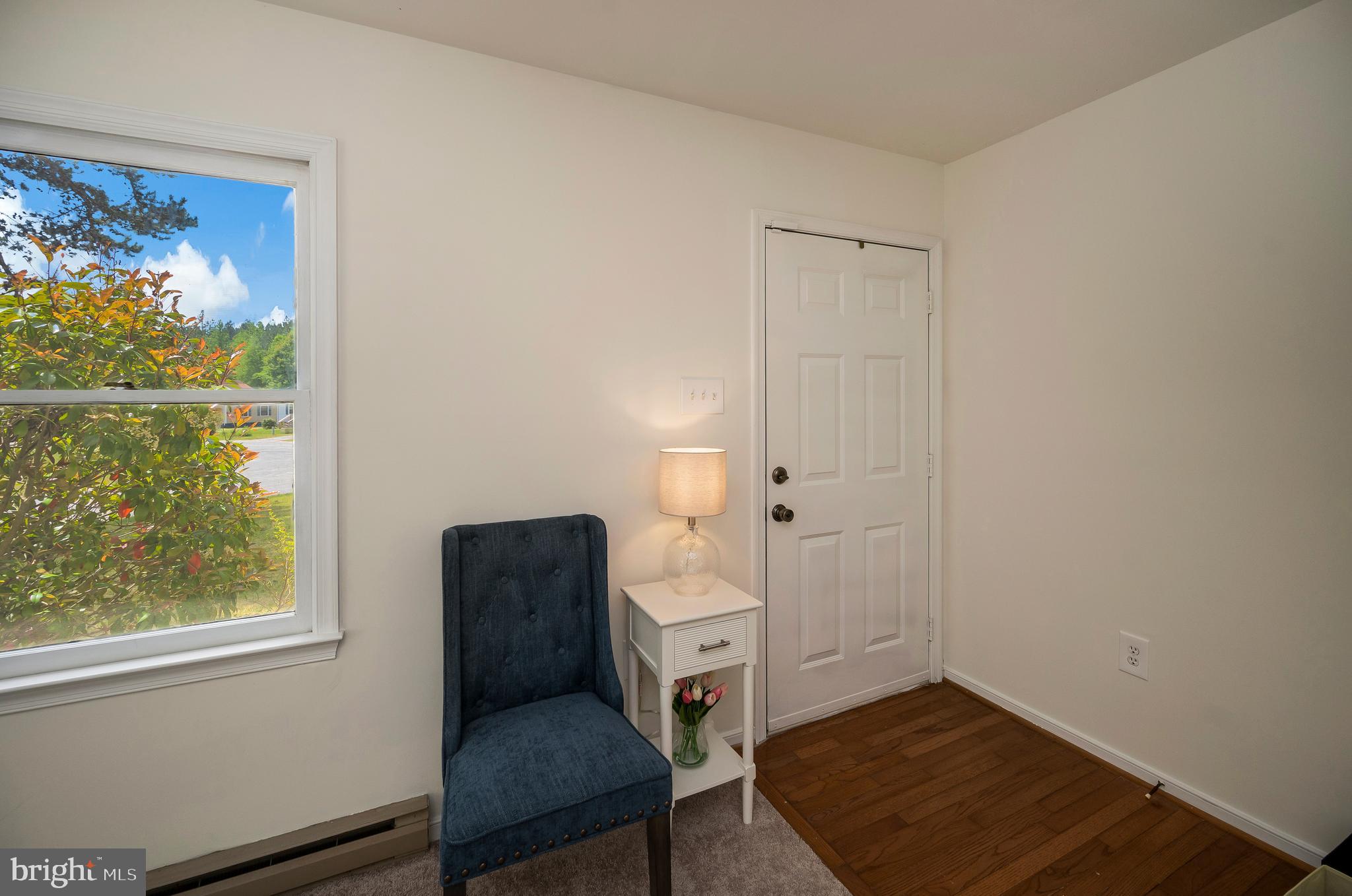2601 Deerfield Road Ruther Glen, VA 22546 - Photo 8 of 51 Entryway with view to the front yard