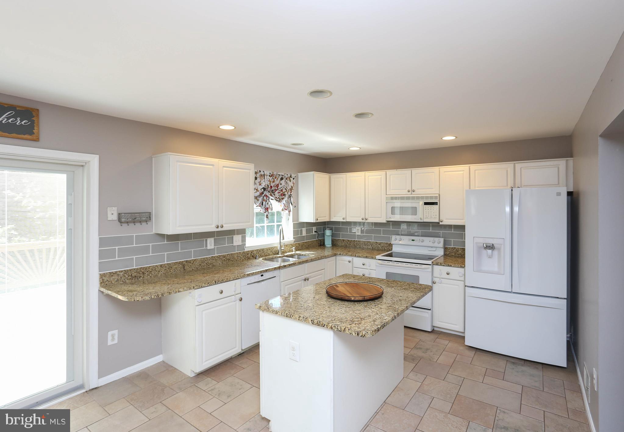 367 Enfield Road Joppa, MD 21085 - Photo 5 of 47 Gallery Image 5