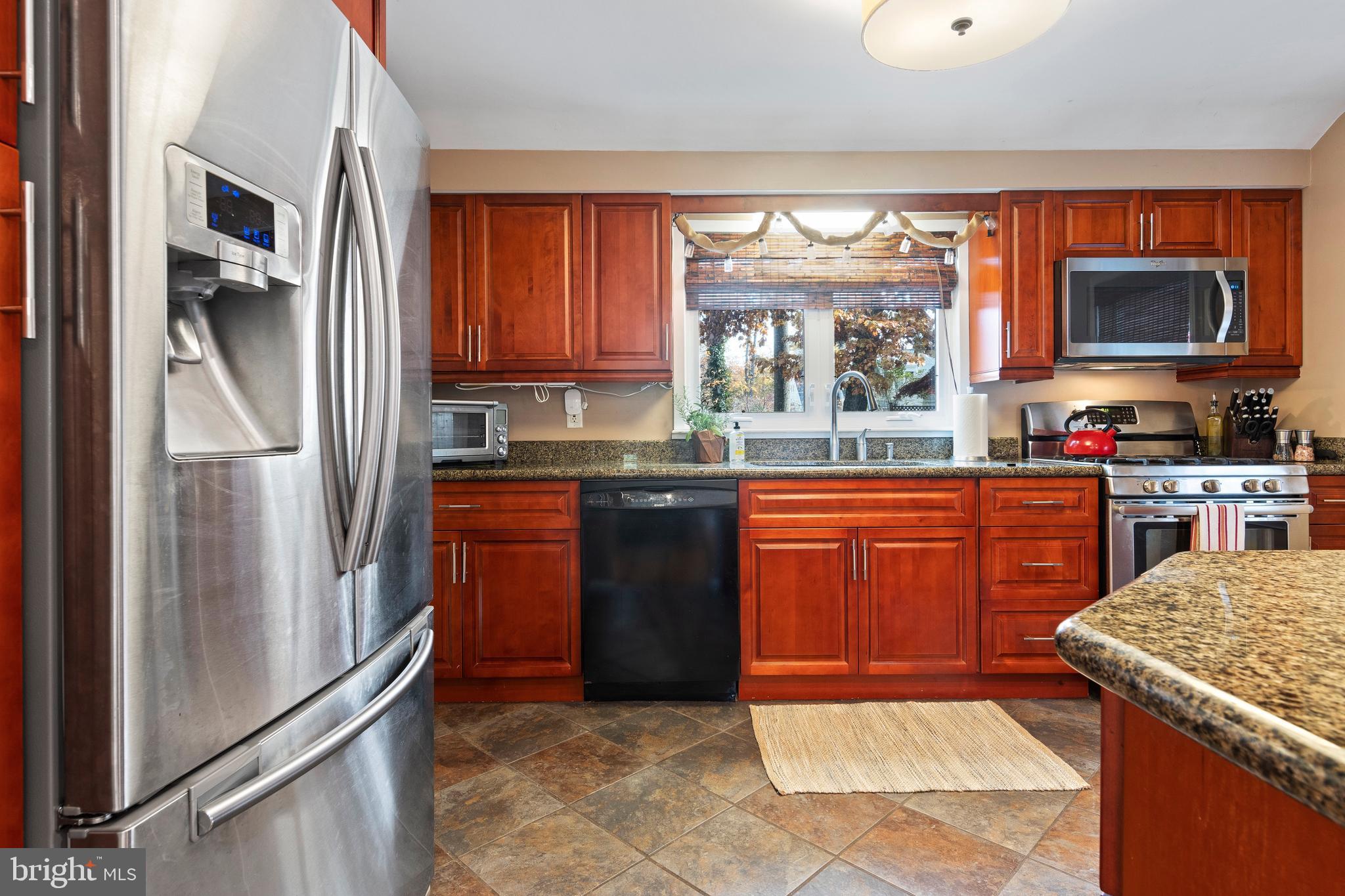 127 Biddle Road Paoli, PA 19301 - Photo 8 of 26 Gallery Image 8