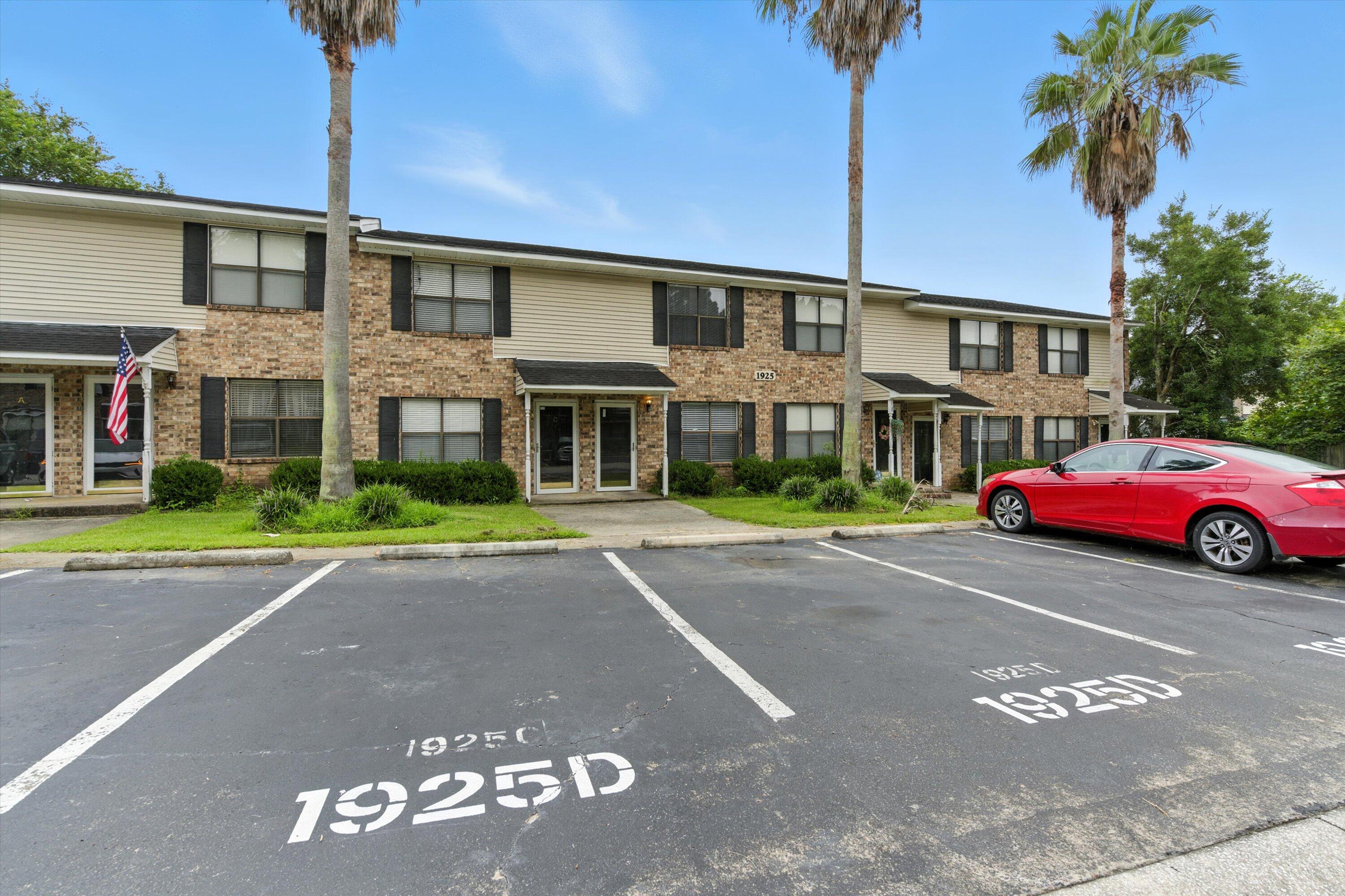 1925 Tropicana Road, Unit 7D North Charleston, SC 29406 - Photo 5 of 24 06-025_DSC09473_1