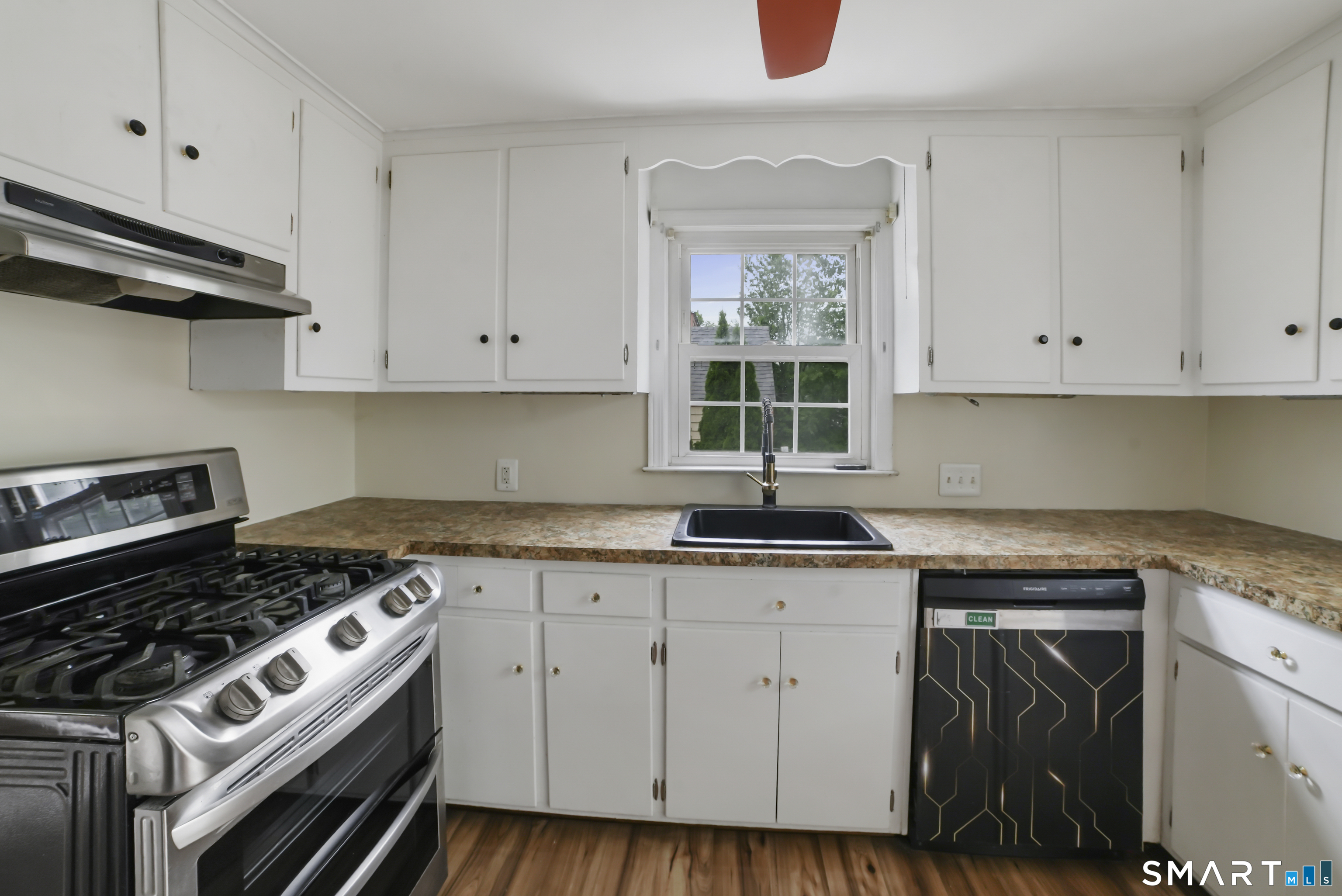 824 Randolph Road Middletown, CT 06457 - Photo 25 of 40 Gallery Image 25