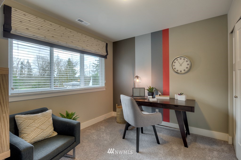 1211 198th Place Southeast Bothell, WA 98012 - Photo 3 of 17