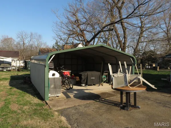 $155,900 | 122 County Road 20, Belleview, MO 63623