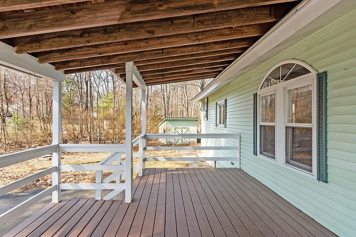 17 Ash Street Windham, NH 03087 - Photo 29 of 38