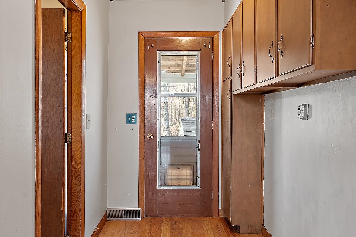 17 Ash Street Windham, NH 03087 - Photo 7 of 38