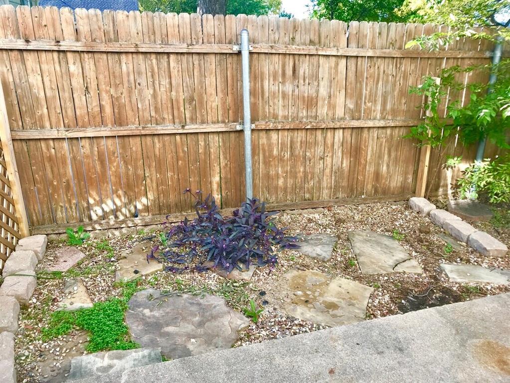 210 Austin Street Grapevine, TX 76051 - Photo 9 of 9 212 Austin- Patio