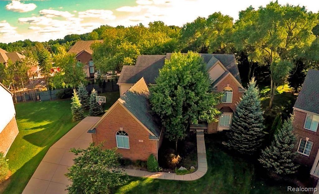 2551 Jackson Drive Rochester, MI 48309 - Photo 3 of 93 Aerial (18).jpg