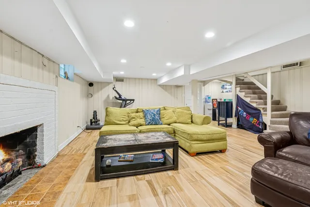 $875,000 | 1249 West Norwood Street, Chicago, IL 60660