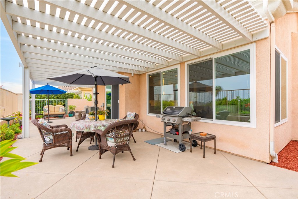 21511 Canaria Mission Viejo, CA 92692 - Photo 41 of 62 Back yard is clean & easy-maintenance