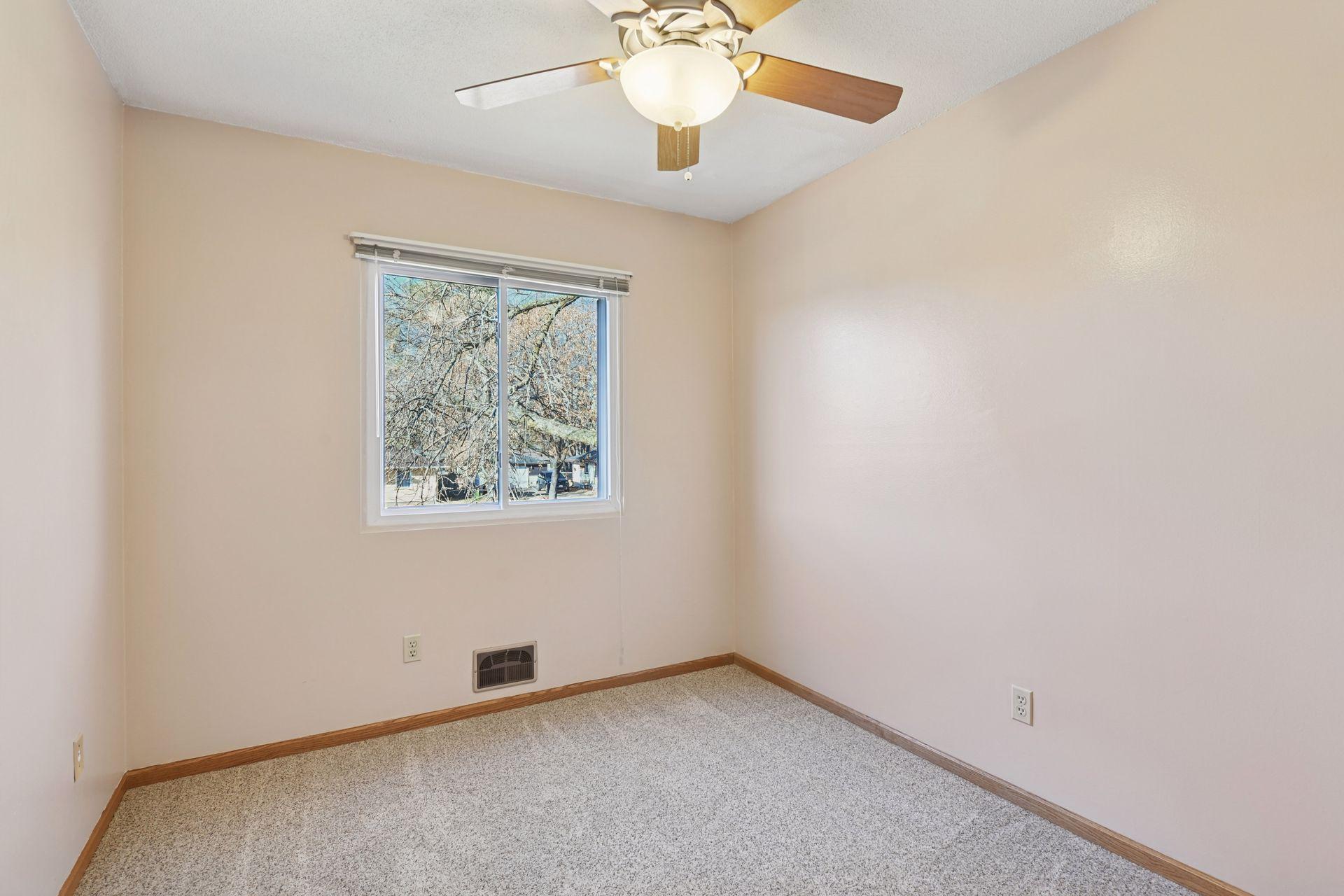 9039 18th Avenue South Bloomington, MN 55425 - Photo 15 of 27