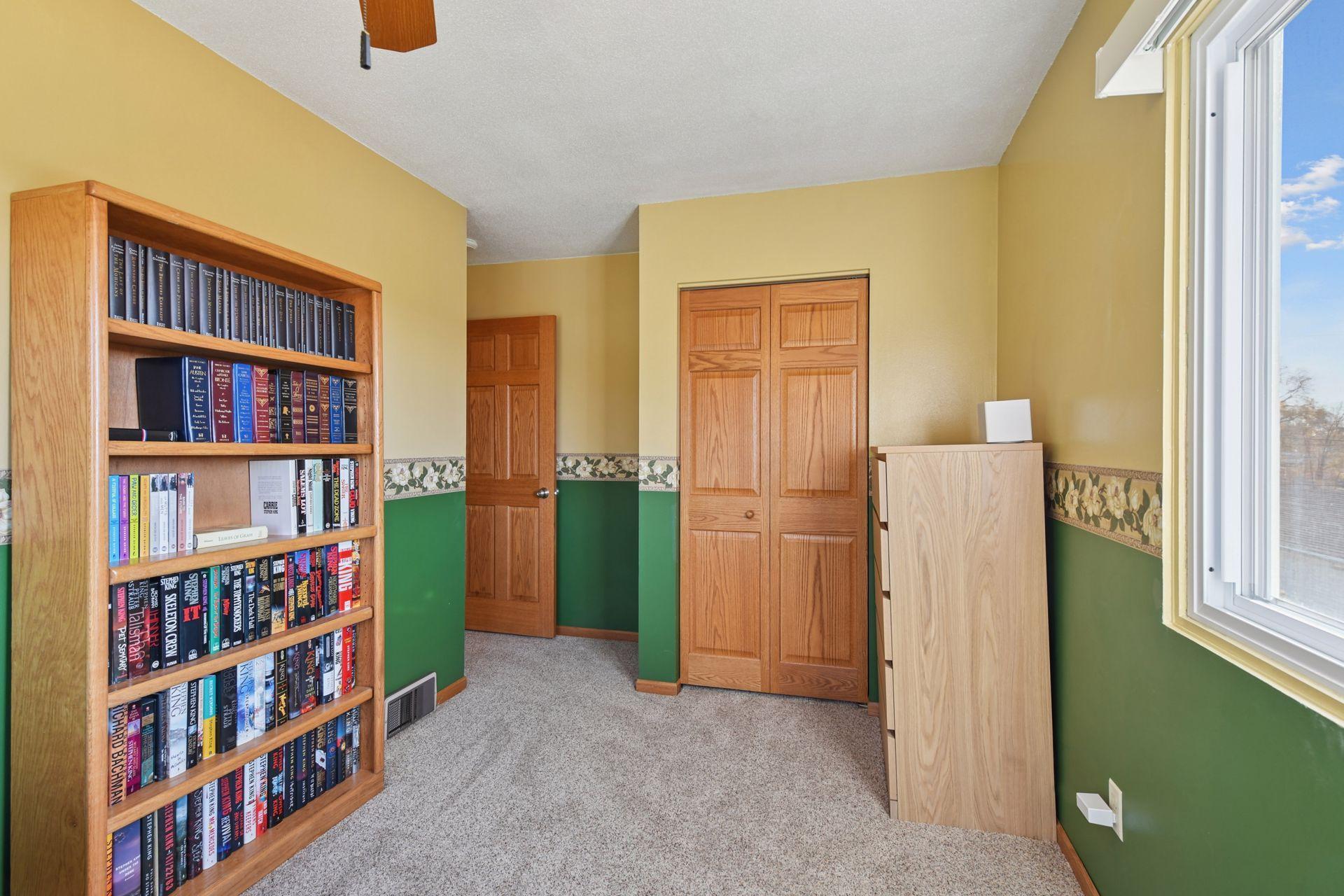 9039 18th Avenue South Bloomington, MN 55425 - Photo 17 of 27