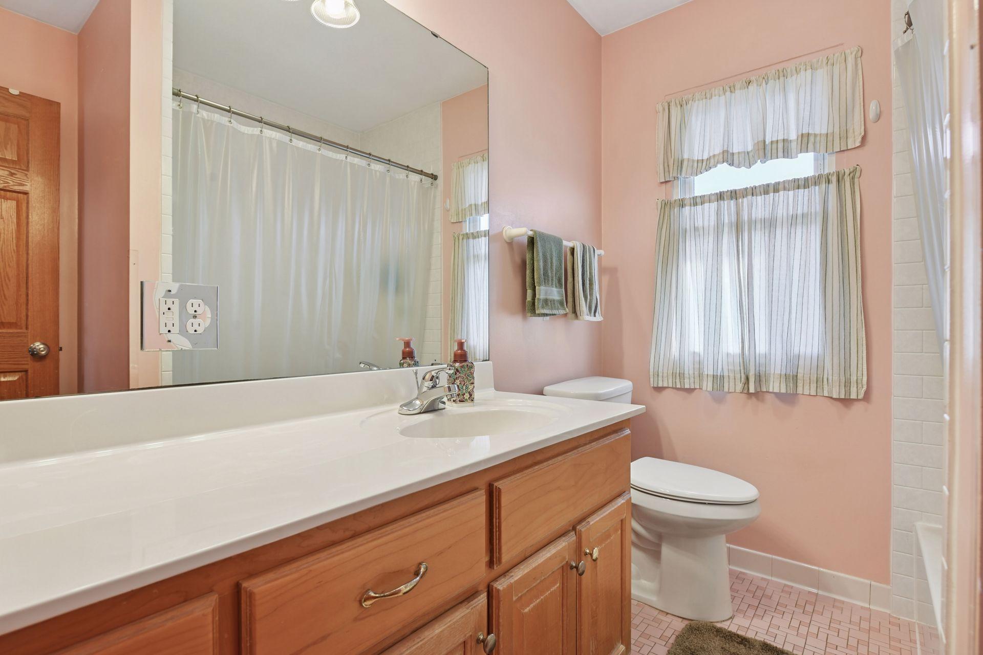 9039 18th Avenue South Bloomington, MN 55425 - Photo 18 of 27