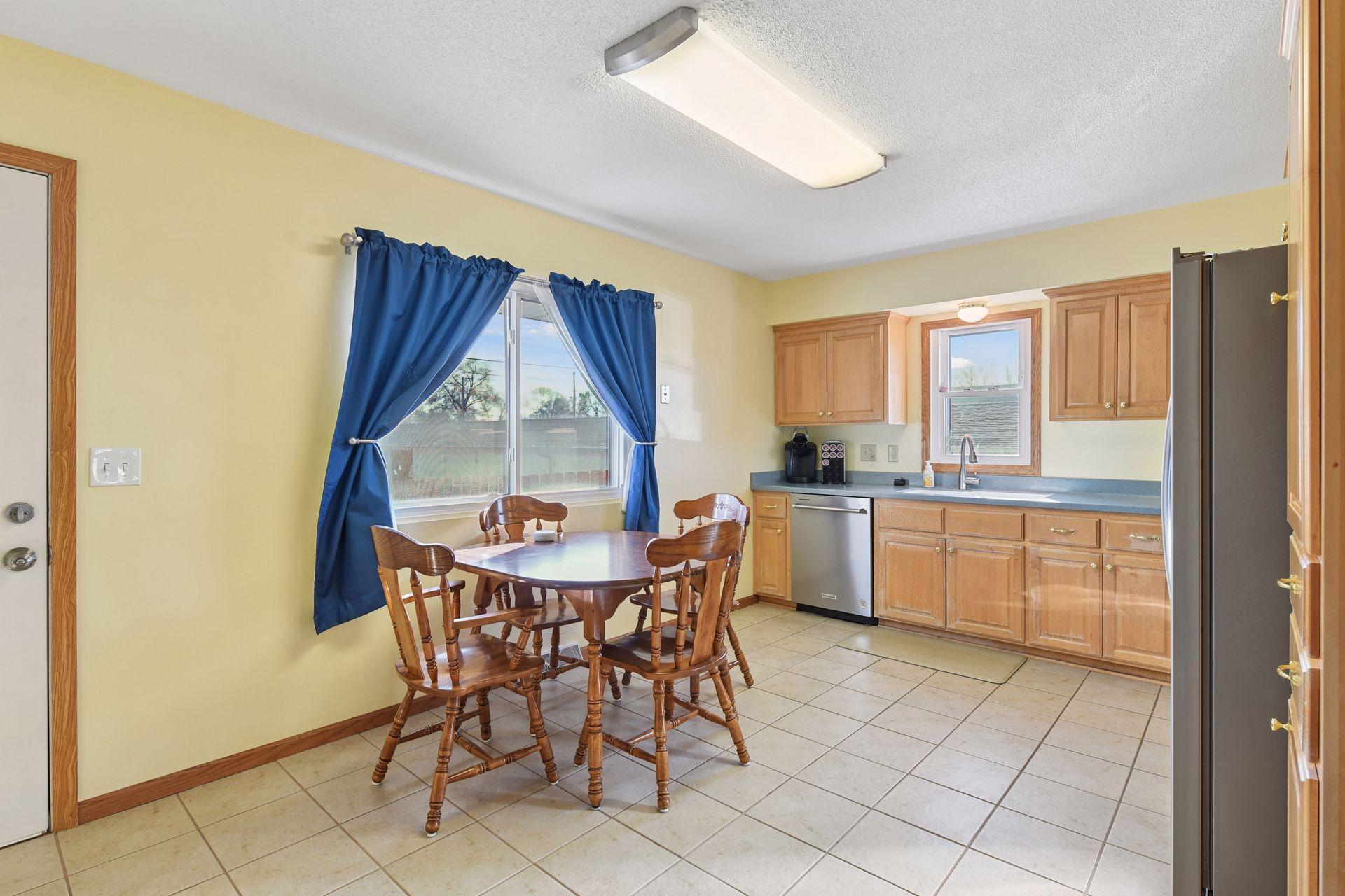 9039 18th Avenue South Bloomington, MN 55425 - Photo 6 of 27