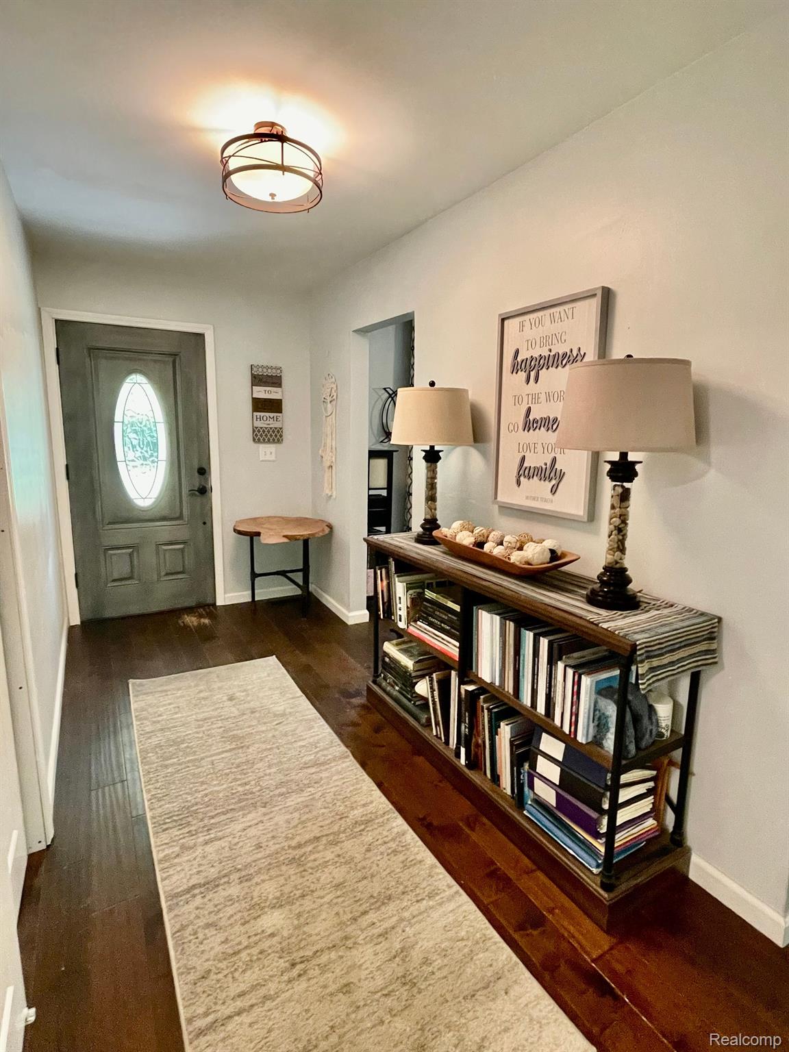 7375 Warren Road Ann Arbor, MI 48105 - Photo 22 of 57 entryway