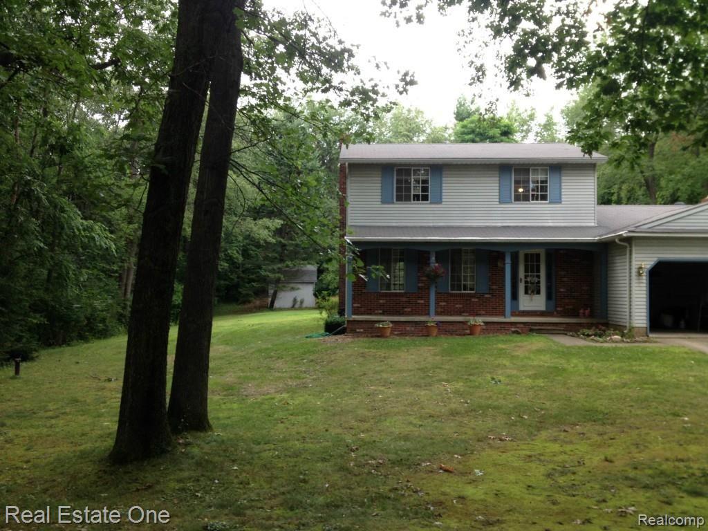 12031 Foley Road Fenton, MI 48430 - Photo 15 of 30 121.jpg