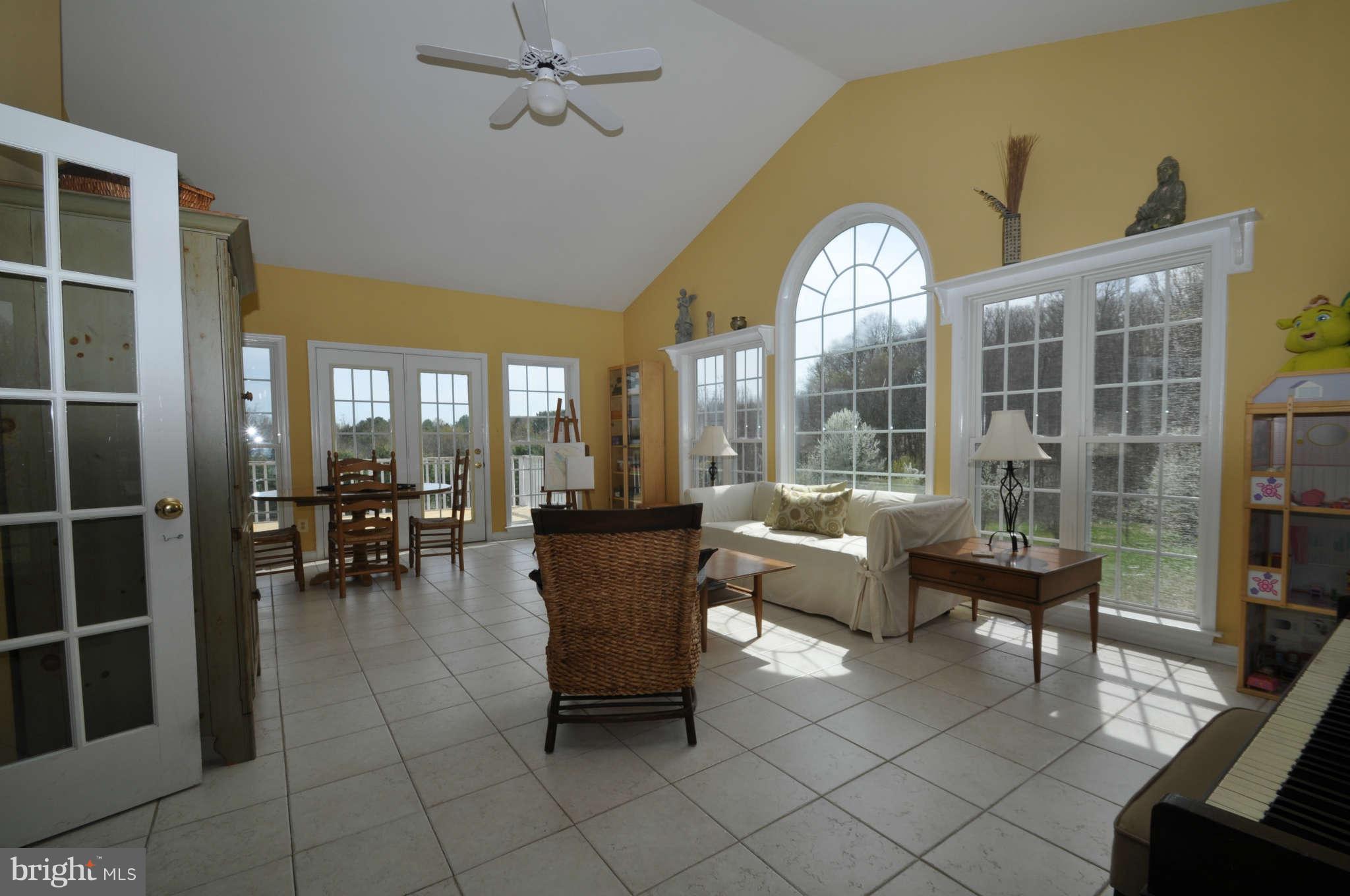17531 Country View Way Mount Airy, MD 21771 - Photo 13 of 30 HUGE Light filled Sun Room