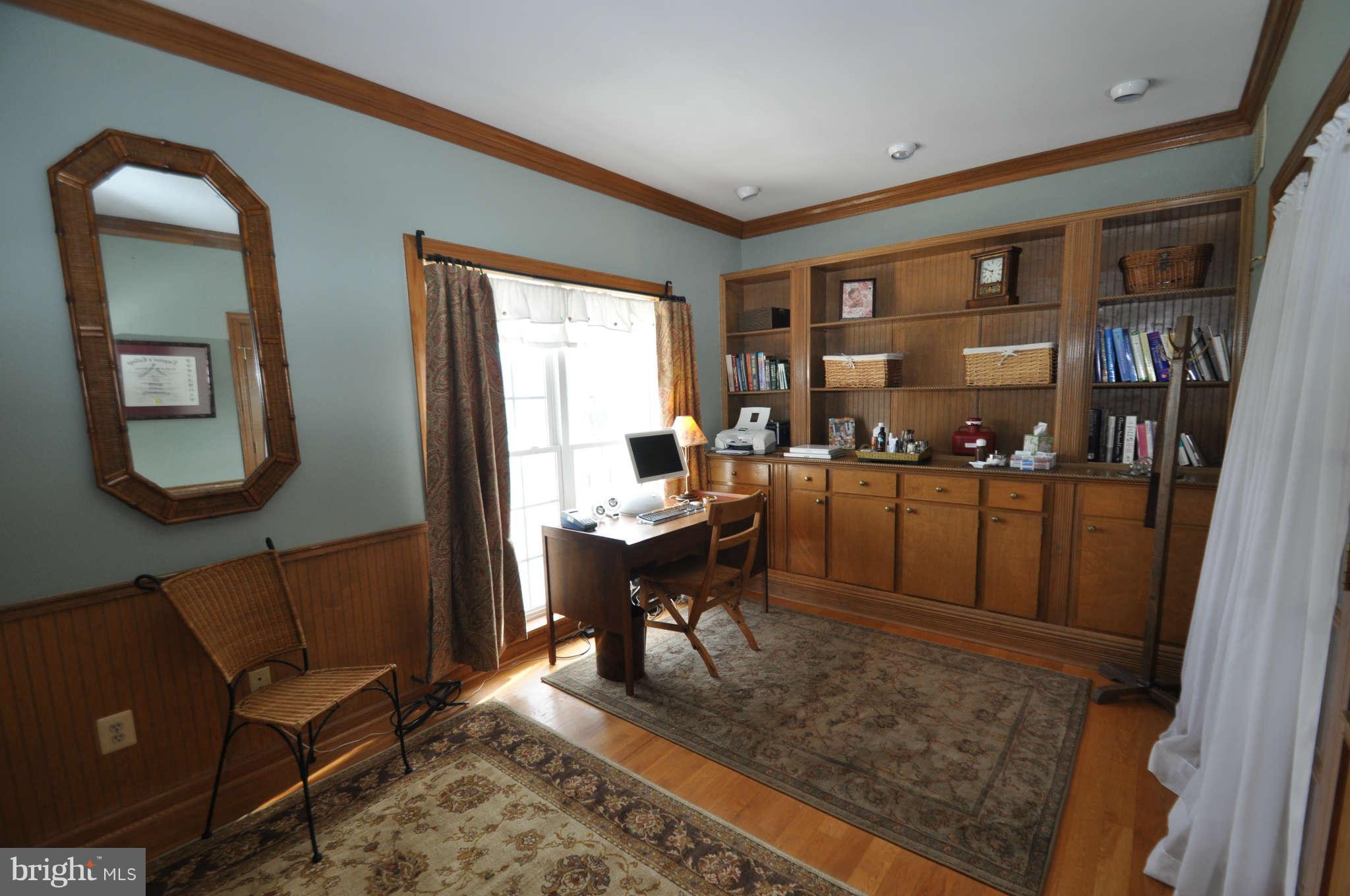17531 Country View Way Mount Airy, MD 21771 - Photo 14 of 30 Main Floor Office has Built-in Bookcase & Cabinets