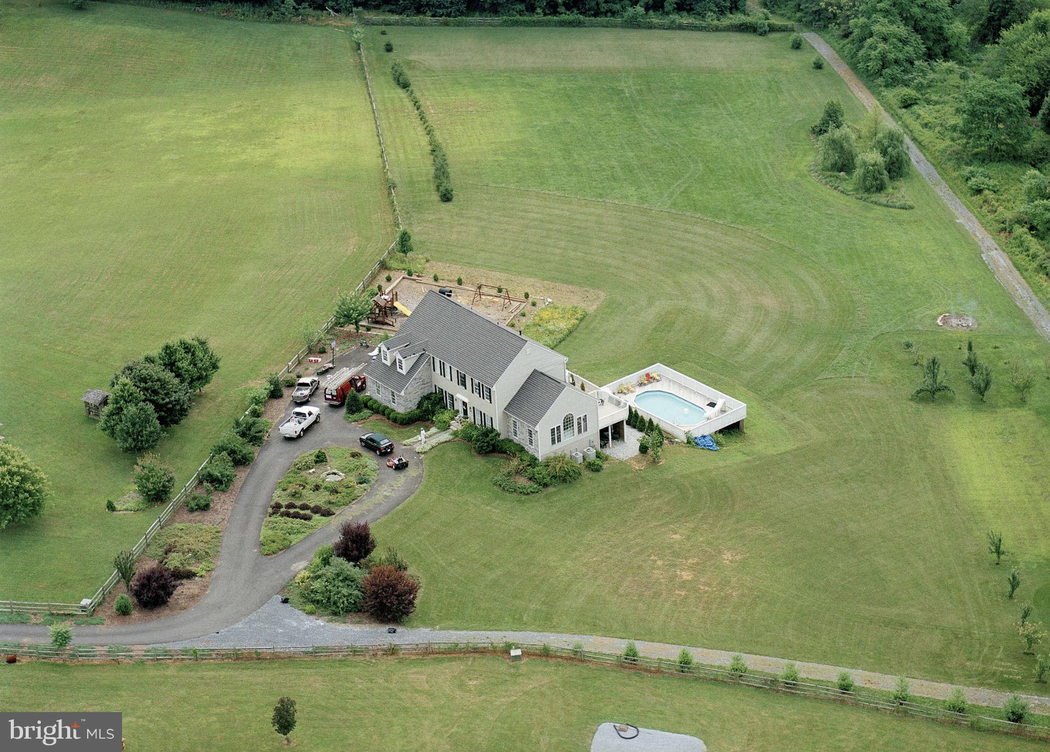 17531 Country View Way Mount Airy, MD 21771 - Photo 3 of 30 Exterior (General)