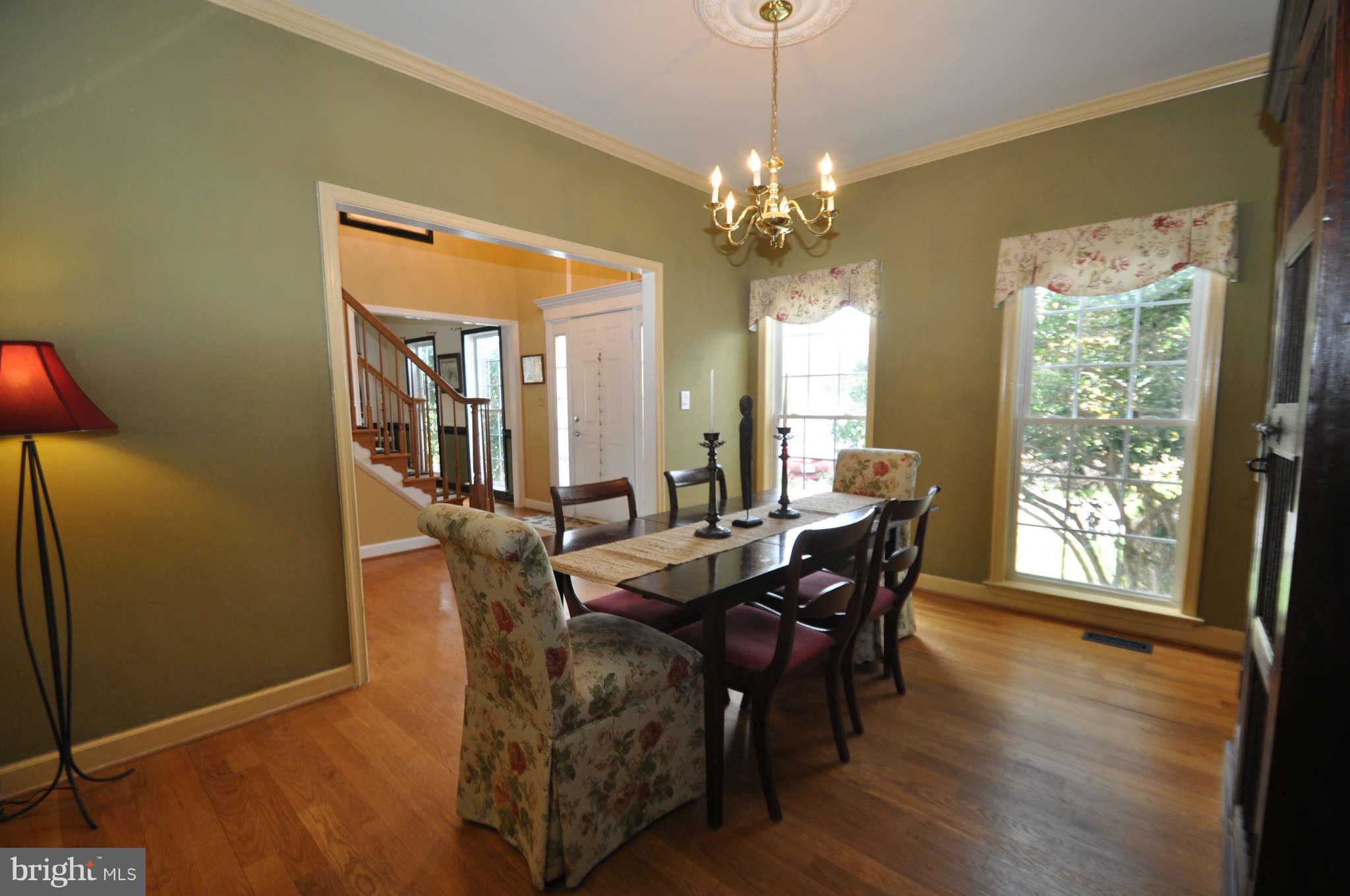 17531 Country View Way Mount Airy, MD 21771 - Photo 5 of 30 Wood Flooring in Dining Room