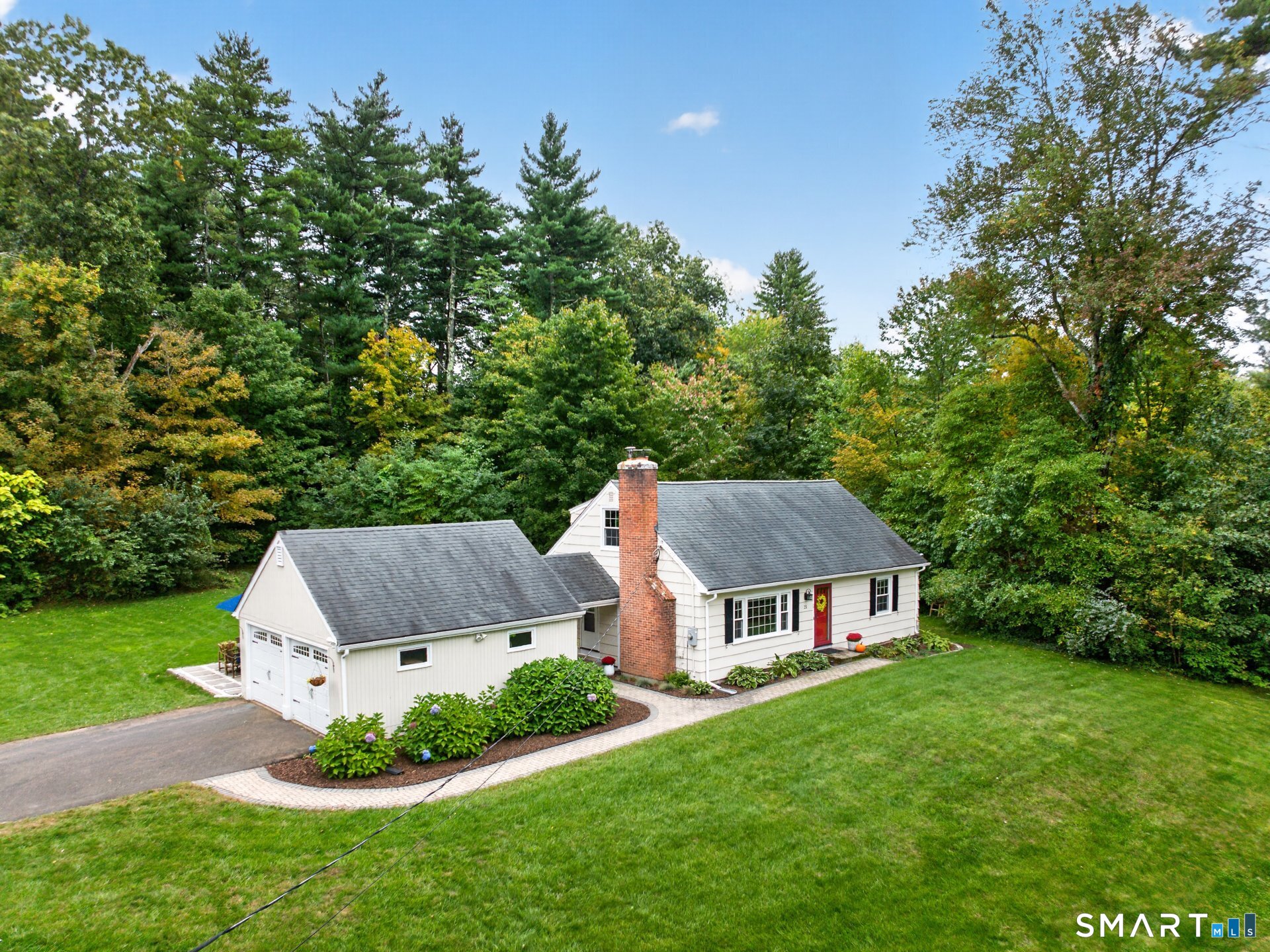 21 Ichabod Road Simsbury, CT 06070 - Photo 2 of 27 Gallery Image 2