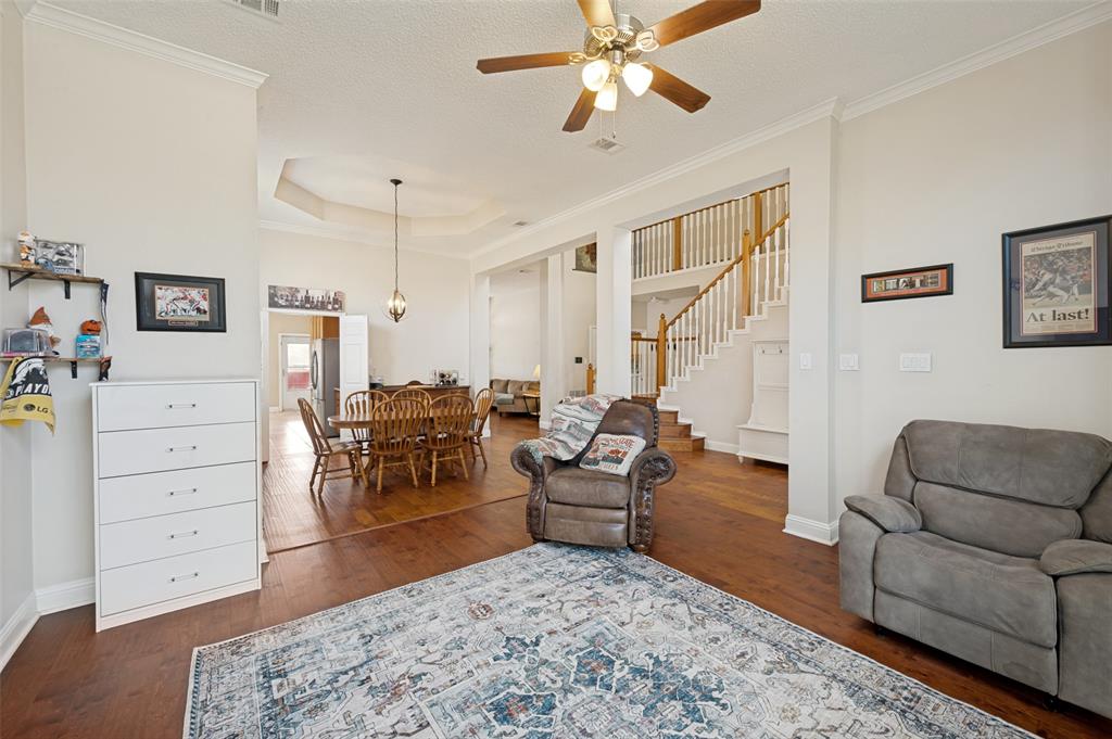 5013 Ridgecrest Drive The Colony, TX 75056 - Photo 10 of 32