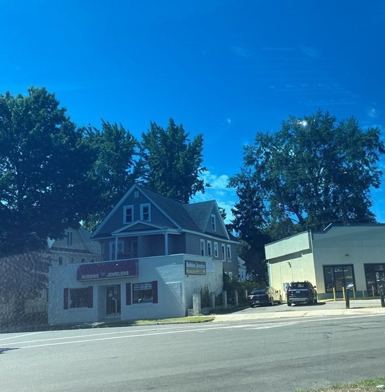 6-10 Commonwealth Avenue Springfield, MA 01108 - Photo 3 of 14