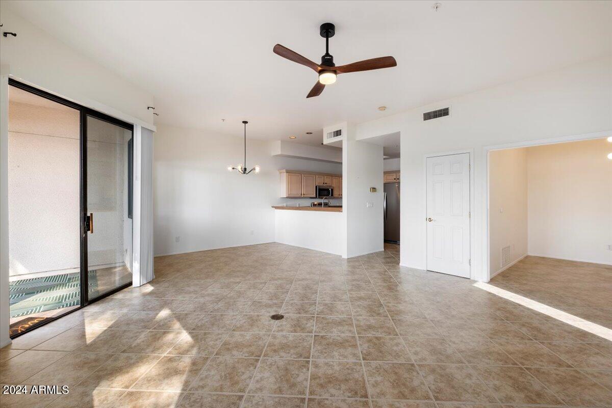 8270 North Hayden Road, Unit 1010 Scottsdale, AZ 85258 - Photo 12 of 25 04-66620754
