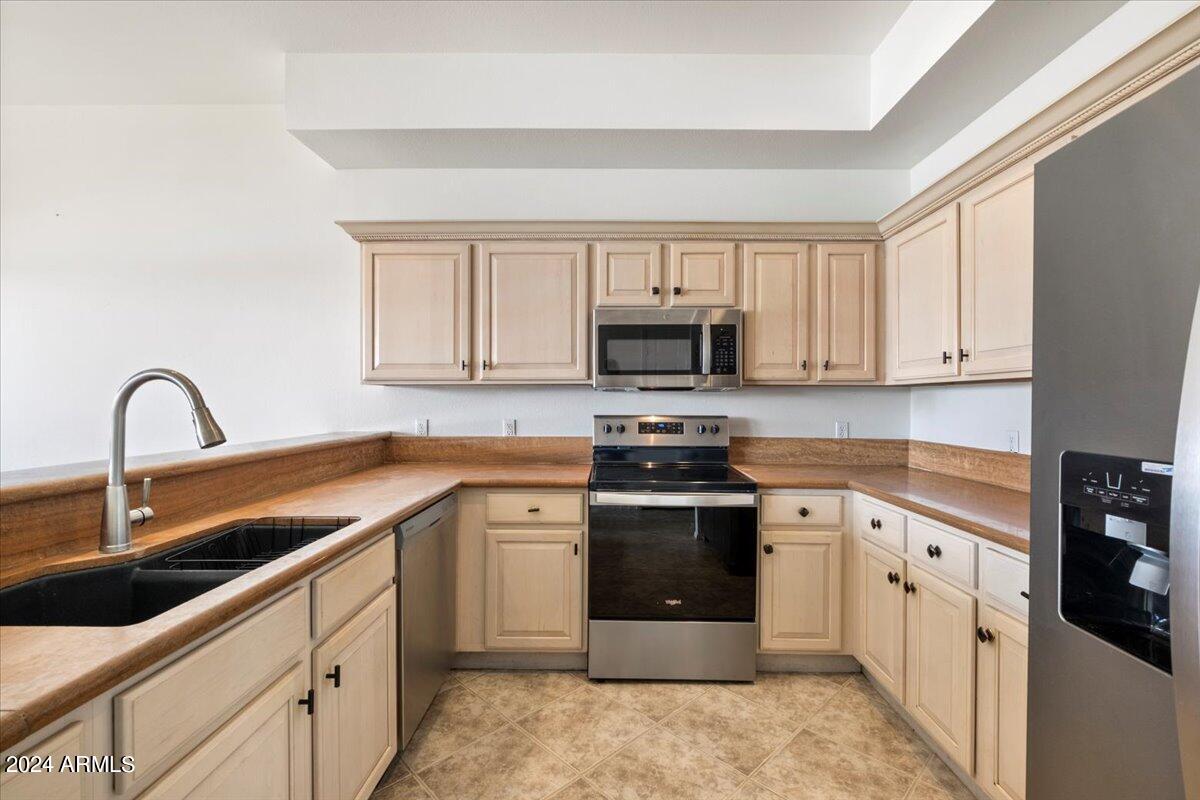 8270 North Hayden Road, Unit 1010 Scottsdale, AZ 85258 - Photo 15 of 25 07-66620743