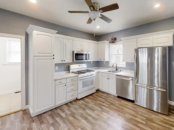 $2,700 | 5 Alder Street, Unit 5, Dracut, MA 01826