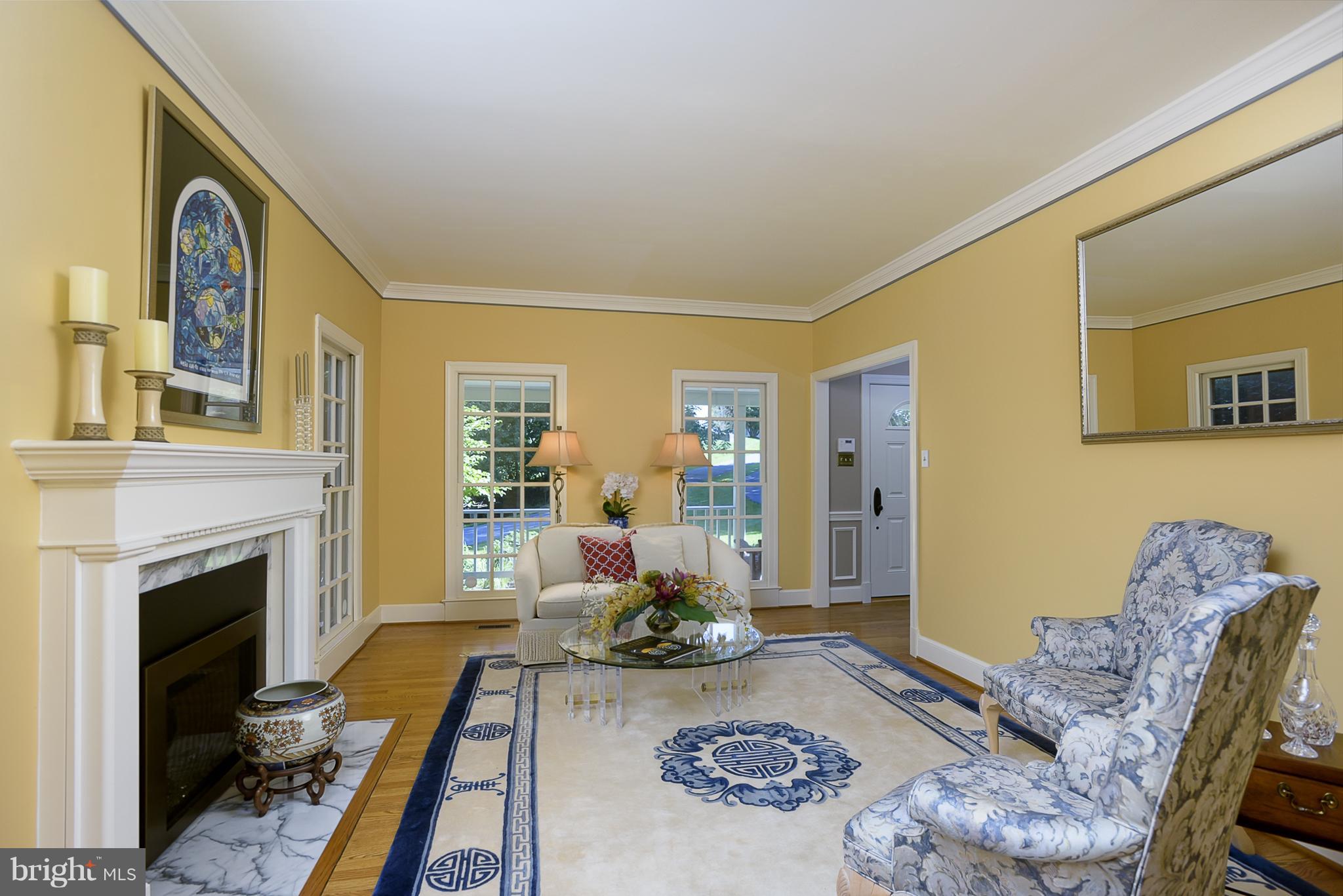2307 Ridge Tree Court Ellicott City, MD 21042 - Photo 11 of 30 Living Room