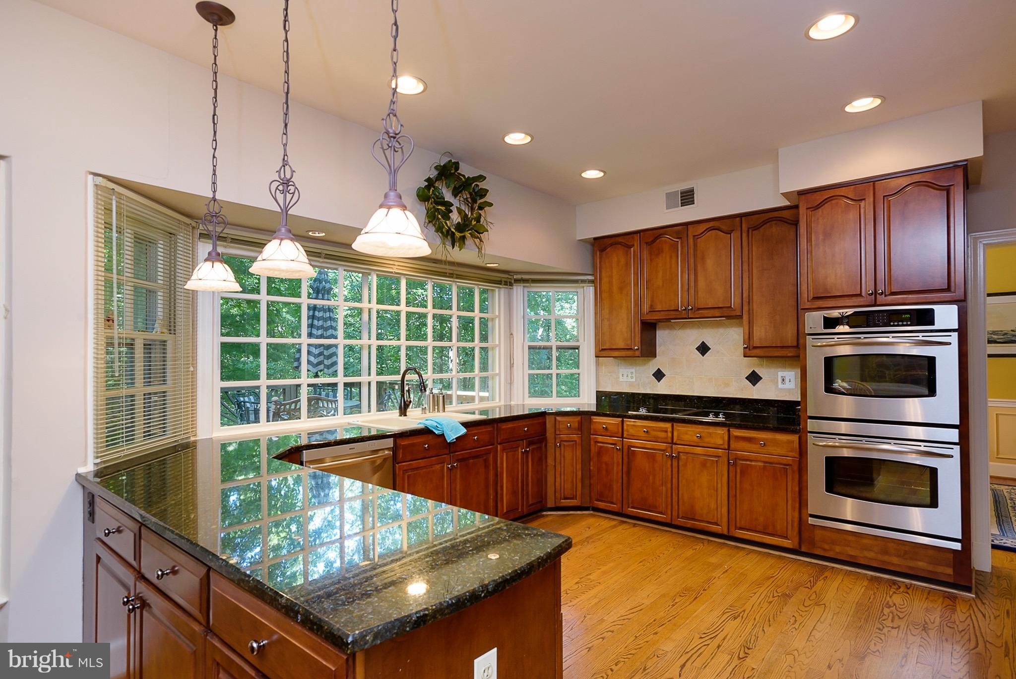 2307 Ridge Tree Court Ellicott City, MD 21042 - Photo 6 of 30 Kitchen