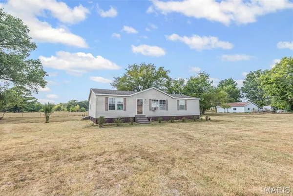$69,900 | 331 South Harshaw Street, Cutler, IL 62238