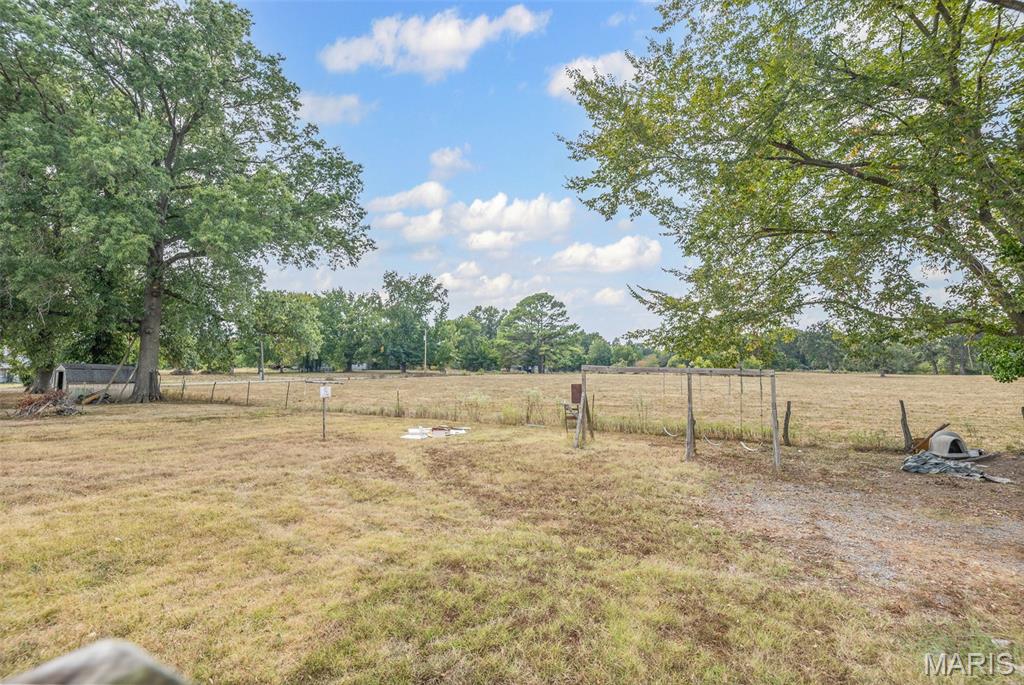 331 South Harshaw Street Cutler, IL 62238 - Photo 5 of 27