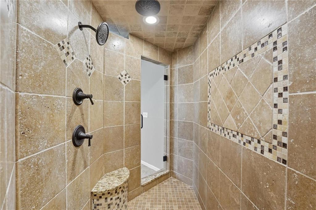 7005 Barth Road Shawnee, KS 66226 - Photo 37 of 71