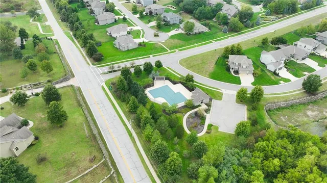 $650,000 | 7005 Barth Road, Shawnee, KS 66226