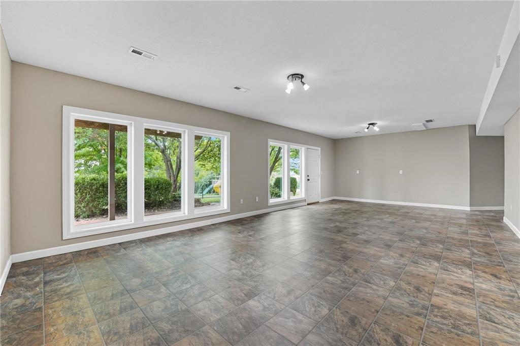 7005 Barth Road Shawnee, KS 66226 - Photo 52 of 71