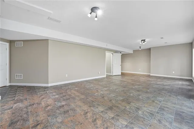 $725,000 | 7005 Barth Road, Shawnee, KS 66226