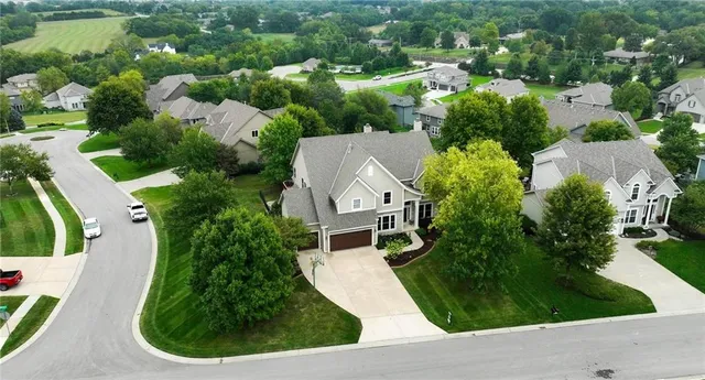 $725,000 | 7005 Barth Road, Shawnee, KS 66226