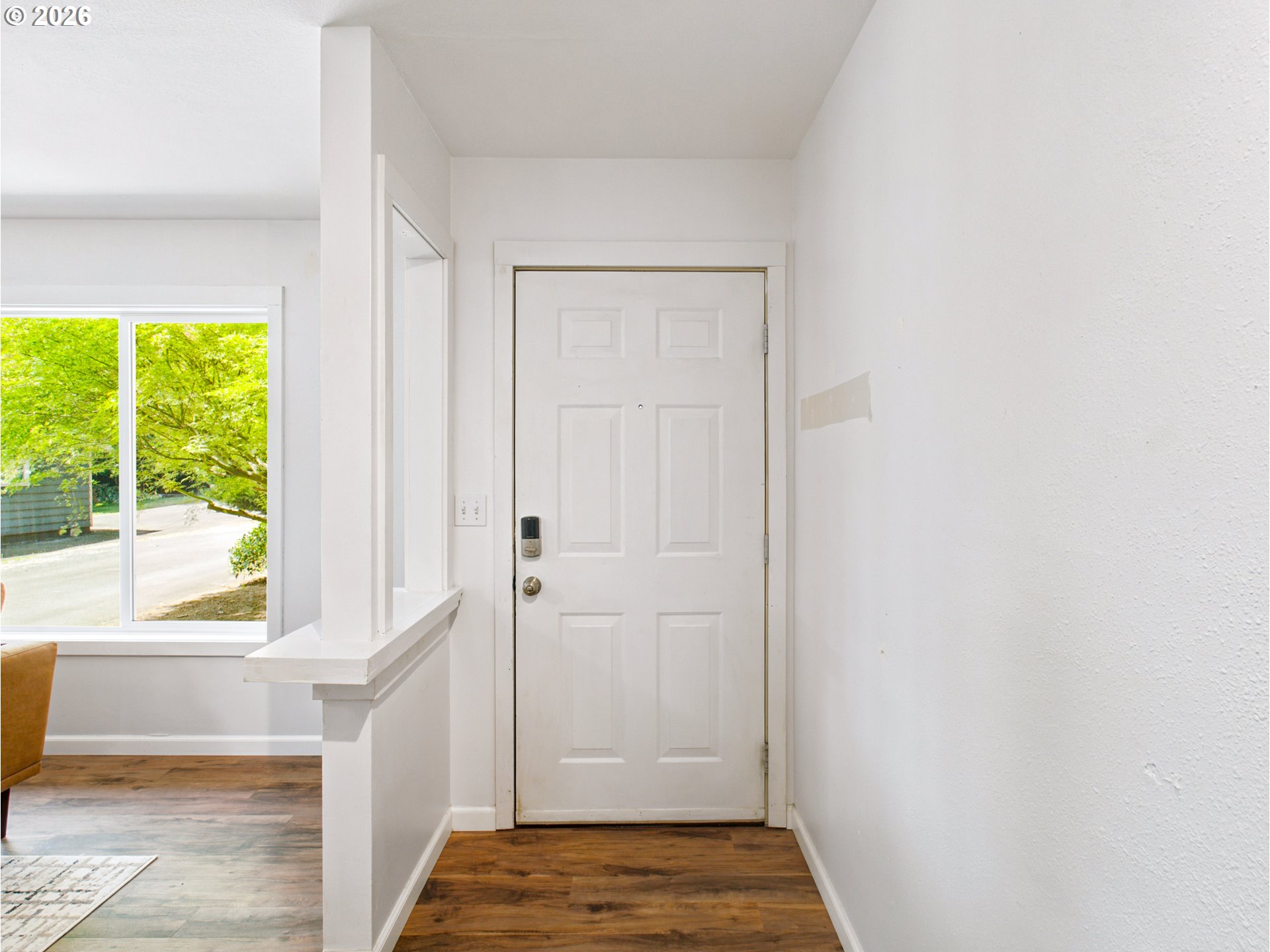 20310 Southwest Boones Ferry Road Tualatin, OR 97062 - Photo 13 of 48 Entrance/Foyer