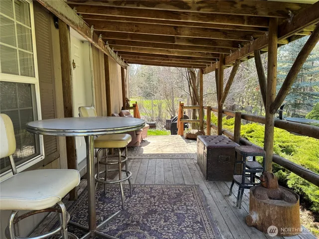 $284,500 | 40838 Porcupine Bay Road, Davenport, WA 99122