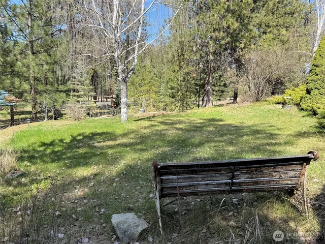 $284,500 | 40838 Porcupine Bay Road, Davenport, WA 99122