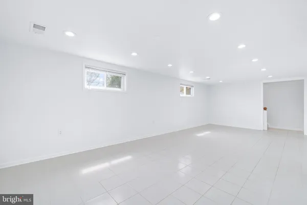 $679,000 | 14236 Chadwick Lane, Rockville, MD 20853