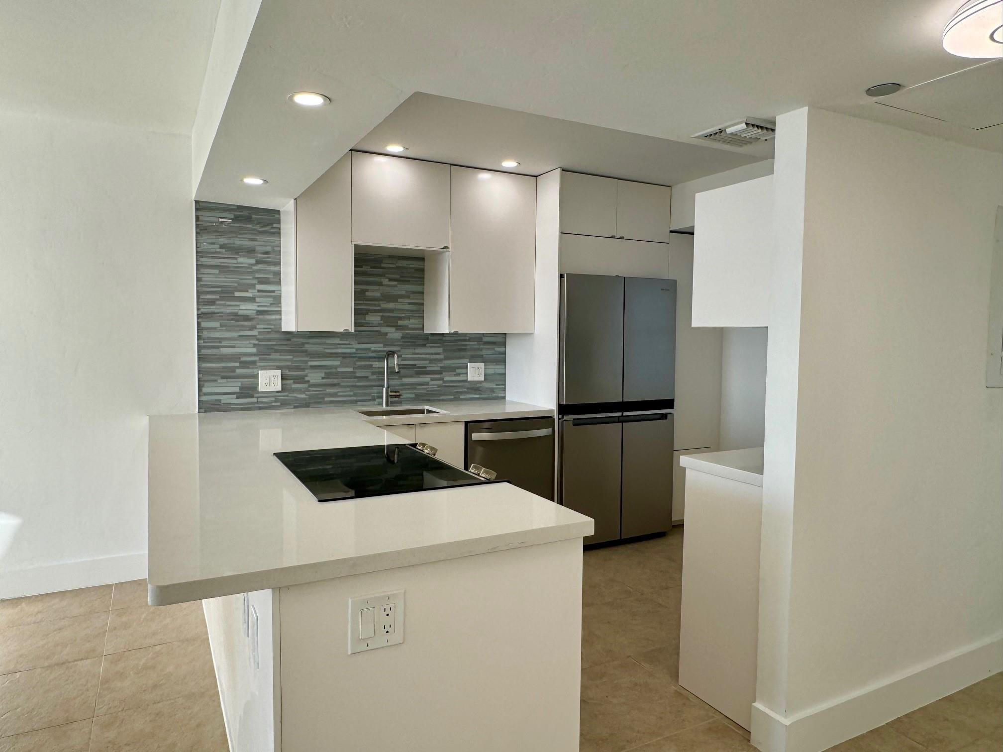 3095 North Course Drive Pompano Beach, FL 33069 - Photo 3 of 47 Photo 3