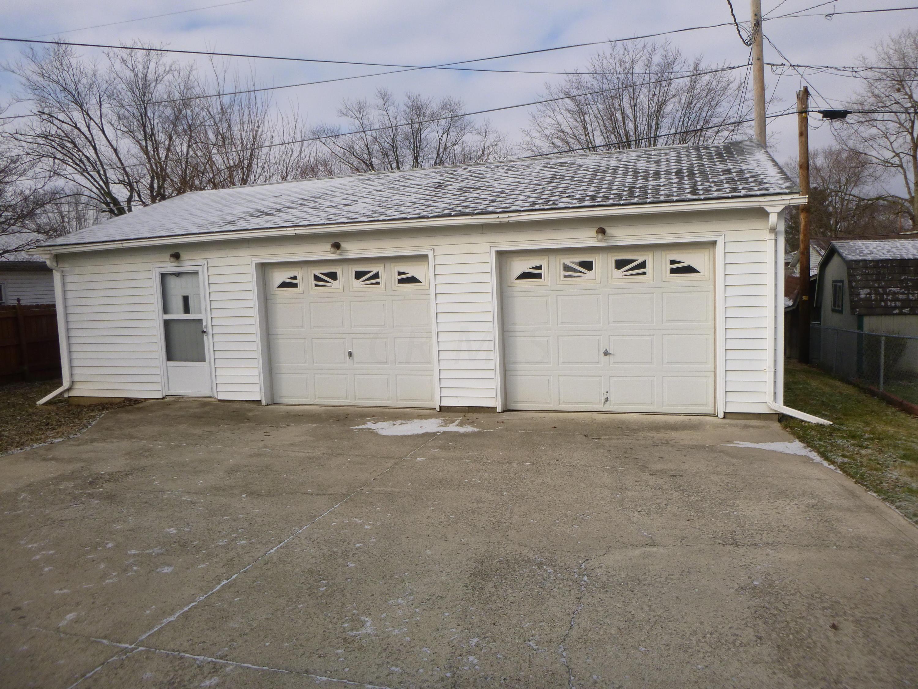 527 Partridge Road Heath, OH 43056 - Photo 4 of 20 Gallery Image 4
