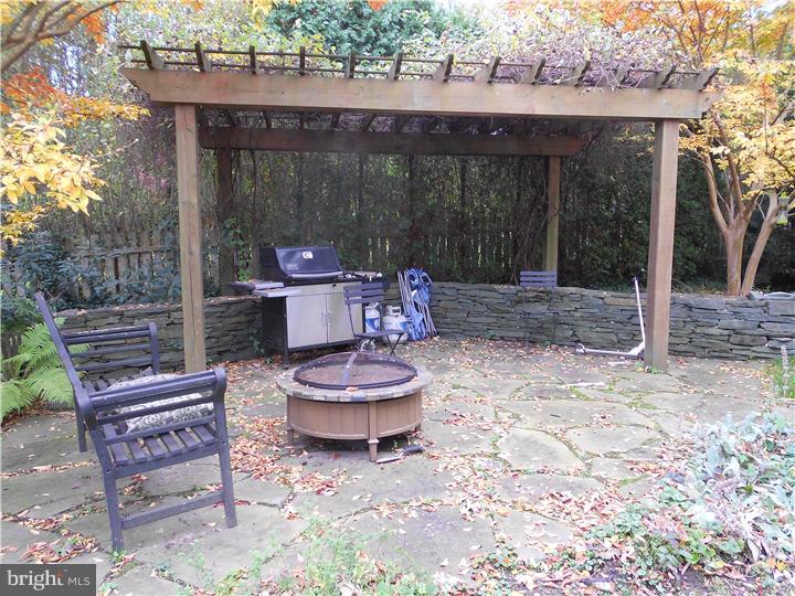 413 Conshohocken State Road Bala Cynwyd, PA 19004 - Photo 22 of 25