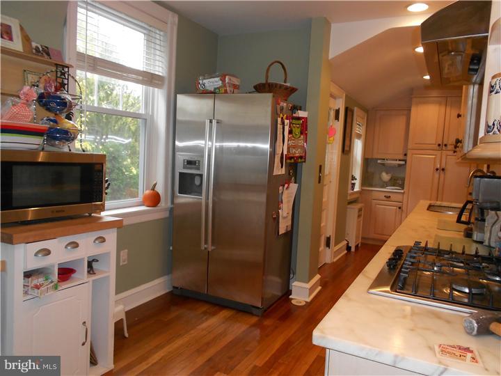 413 Conshohocken State Road Bala Cynwyd, PA 19004 - Photo 7 of 25